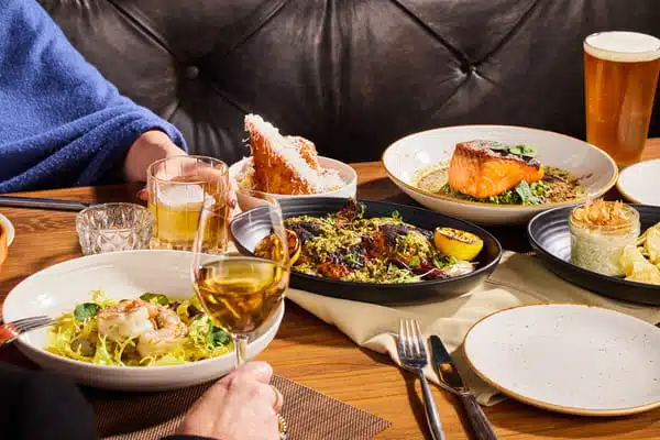Immense 5,500 SF Restaurant–parfait Pour Fondue Chinoise, BBQ 1 Immense 5,500 SF Restaurant–parfait Pour Fondue Chinoise, BBQ 1