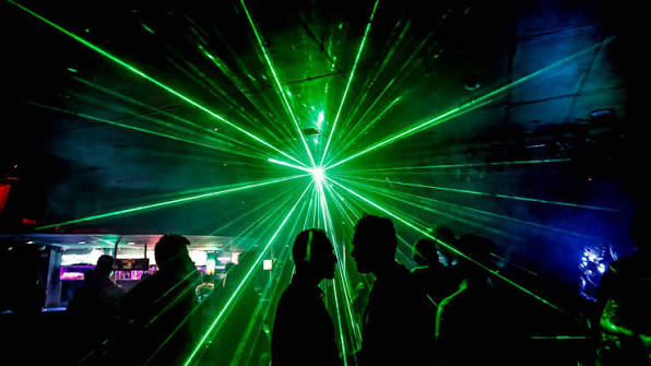 Shade Pub et boîte de nuit – Club LGBTQIA+ rentable 1 Shade Pub et boîte de nuit – Club LGBTQIA+ rentable 1