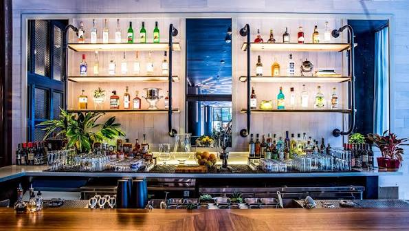 Opportunité unique pour un bar au cœur d'une ville universitaire 1