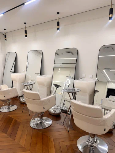 Salon de beauté bien établi 1 Salon de beauté bien établi 1