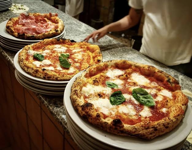 Pizzerias à plusieurs emplacements dans toute la grande région de Lansing ! À vendre 1
