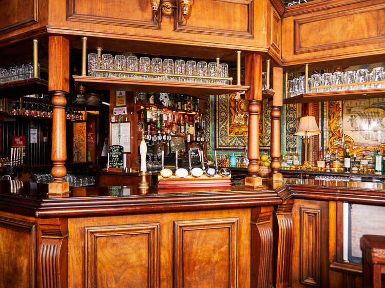 Super Pub Local À Vendre À Newark, DE! 1