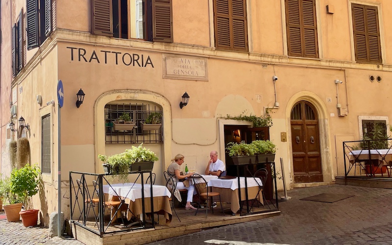 Baisse importante des prix!! Restaurant italien bien établi et rentable 1