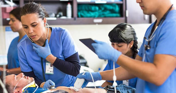 Entreprise de santé semi-absente w/ immobilier & contrats Medicaid 1