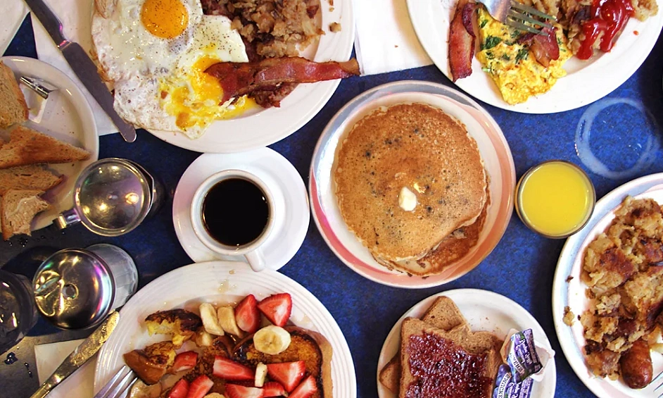 Restaurant préféré du quartier pour le petit-déjeuner à vendre! 52K pour le Propriétaire! 1 Restaurant préféré du quartier pour le petit-déjeuner à vendre! 52K pour le Propriétaire! 1