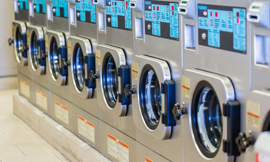 Laverie Automatique Rénovée Avec Système De Cartes À East Harlem À Vendre 1