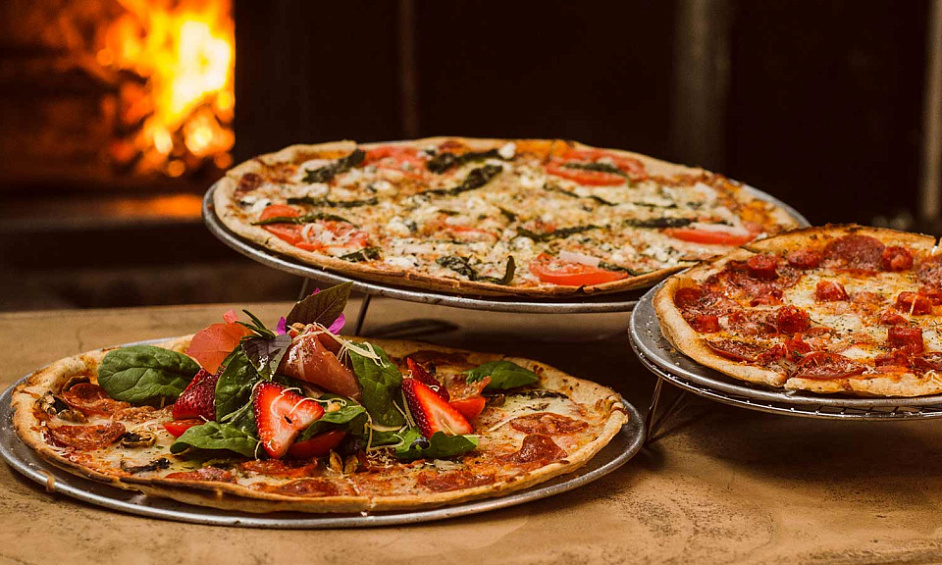 Pizzeria de premier choix sur le littoral du Connecticut–Forts rendements, propriétaire absent 1 Pizzeria de premier choix sur le littoral du Connecticut–Forts rendements, propriétaire absent 1