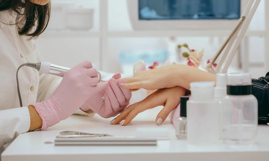 Salon De Manucure Haut De Gamme – Opportunité Clé En Main 1
