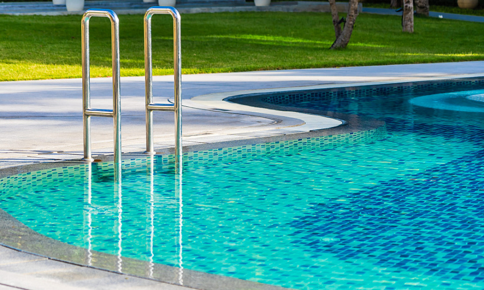 Entreprise Établie De Construction Et D'Entretien De Piscines À Vendre 1