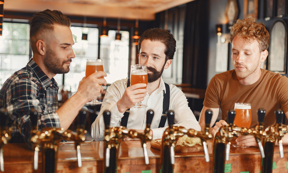 Bar Très‑Bien Noté Avec Bières Artisanales Locales À Vendre 1