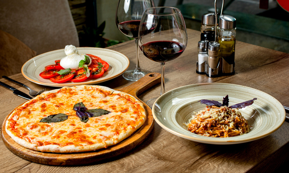 Restaurant italien & Bar $1.6M Chiffre d'affaires $263K SDE À vendre 1