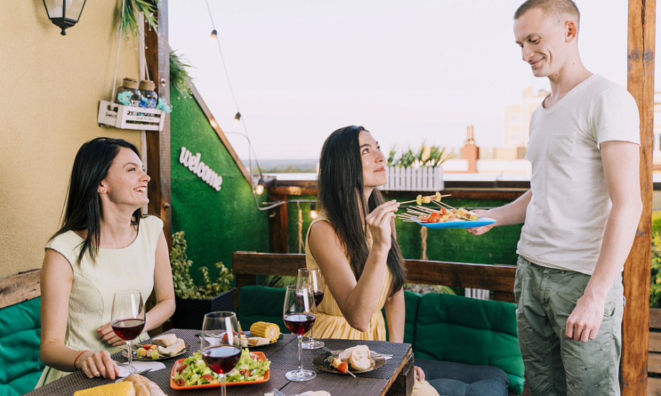 Restaurant De Quartier Décontracté & Bar À Boston À Vendre 1