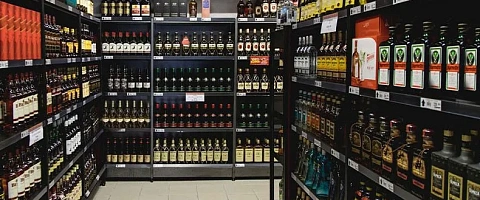 Vente Négociants en vin for sale in Johnson City-Kansas 227236