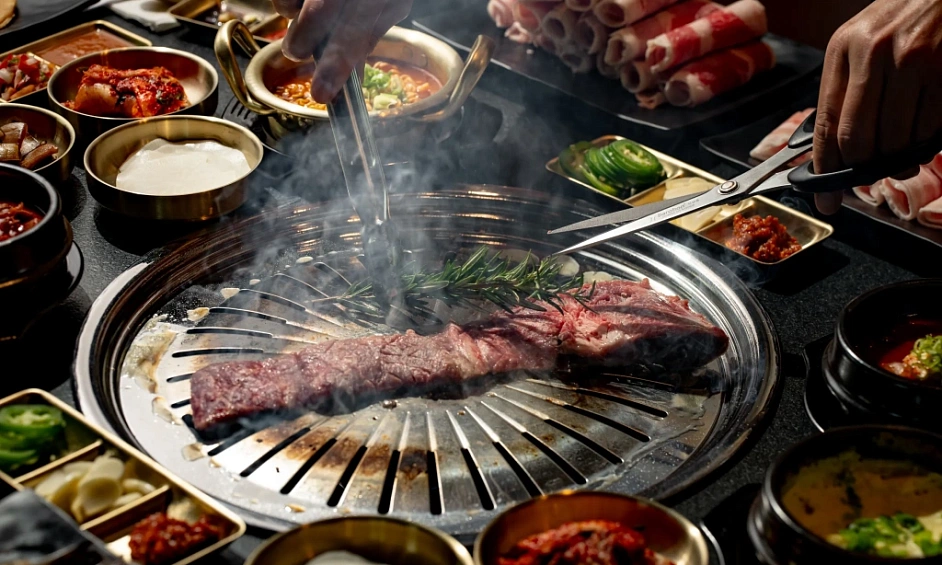 Restaurant De Barbecue Bien Établi Dans Le Comté De St. Louis 1
