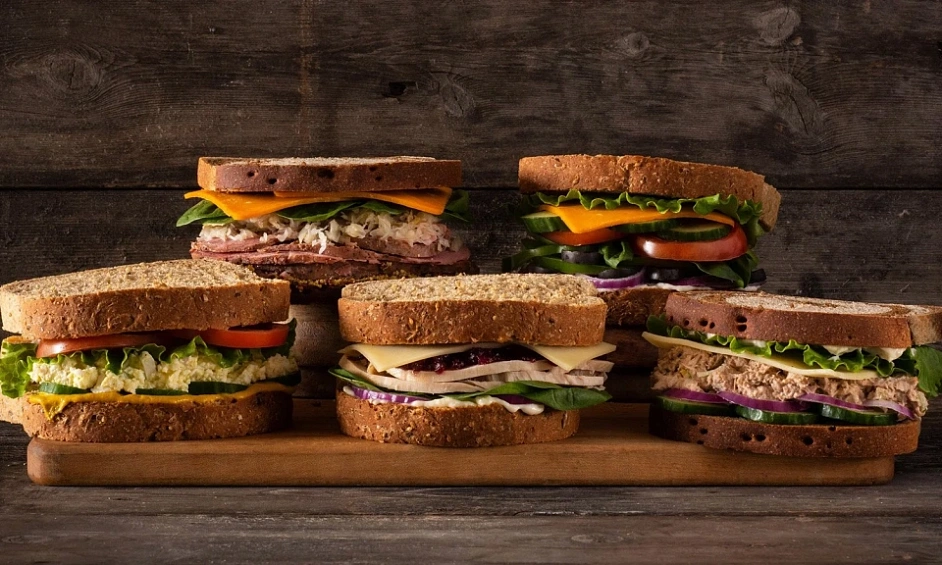 Sandwicherie Franchisée En Activité — Achetez Pour Moins Que Le Coût De Démarrage 1