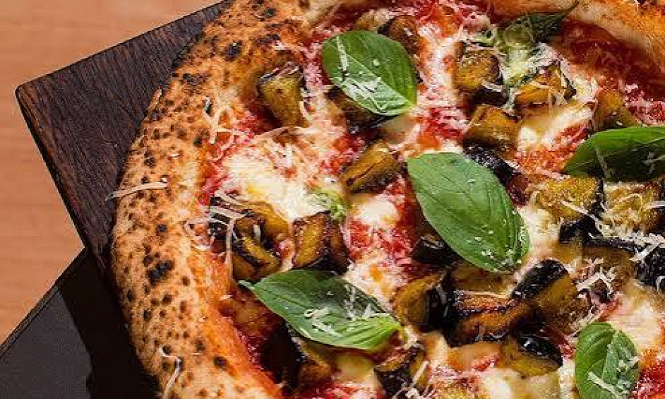 Pizzeria classée dans le top 10 de Tripadvisor avec un emplacement idéal pour Propriétaire/Exploitant ! 1 Pizzeria classée dans le top 10 de Tripadvisor avec un emplacement idéal pour Propriétaire/Exploitant ! 1